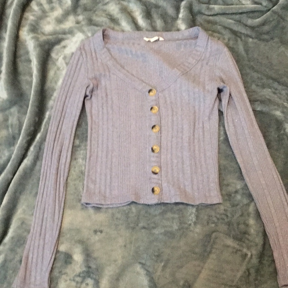Light blue top bottoms do not unbutton